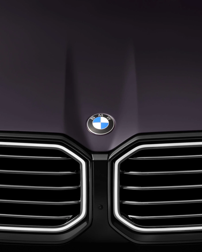 2025년형 BMW XM 키스 컨셉에서 영감을 받은 양산형 버전 BMW XM 출시