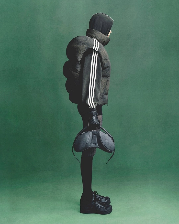 아디다스 x AVAVAV 두 번째 협업 컬렉션