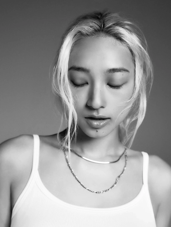 유니클로, 댄서 쿄카와 새로운 캠페인 시작