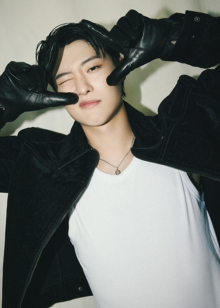 에잇세컨즈 X 우즈 25FW 한정 컬렉션 ‘The Modern Man’ 무신사드롭 단독 발매