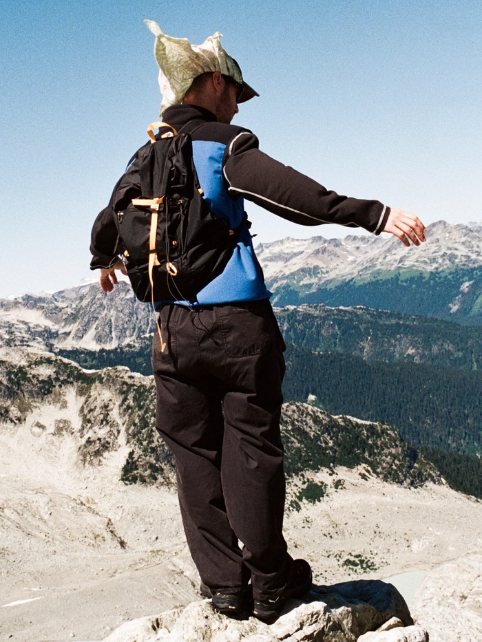 스투시 x 마운틴하드웨어, 아웃도어 감성의 새로운 협업