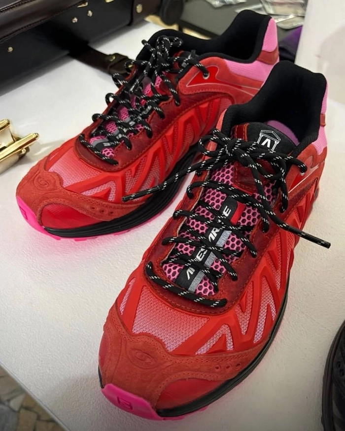 에리즈 x 살로몬 XT-Whisper 협업 공개