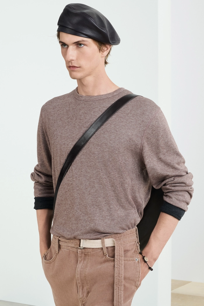 자라, 25 가을·겨울 SRPLS 컬렉션 공개 – 유니폼의 일상화