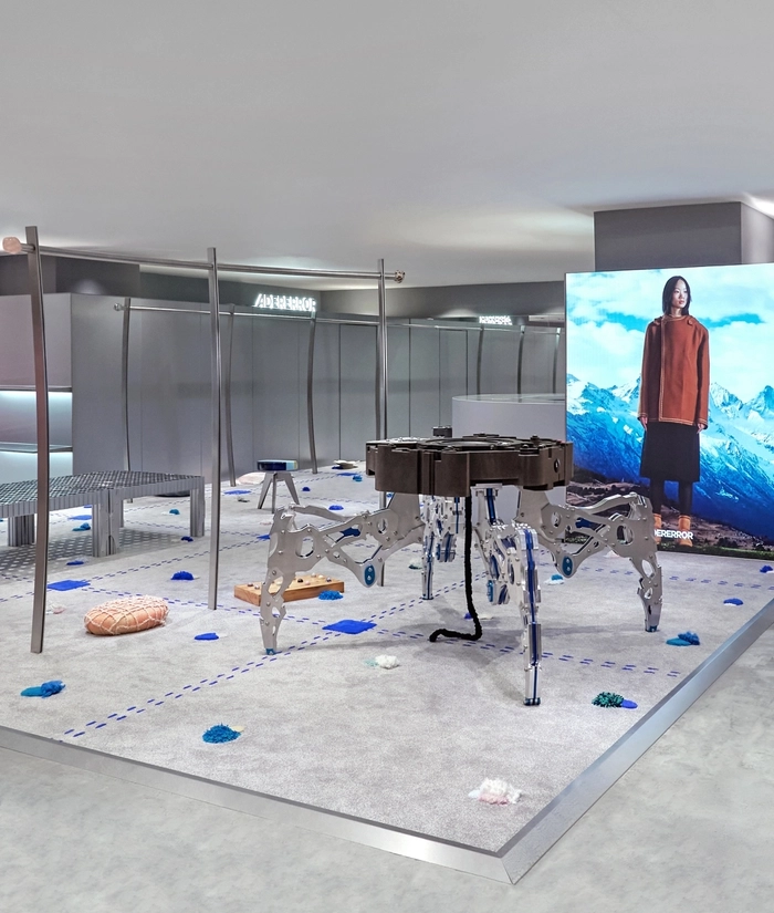 아더에러, 도쿄 한큐 멘즈 플러그샵 오픈 – 긴자에서 확장되는 감각적 브랜드 세계