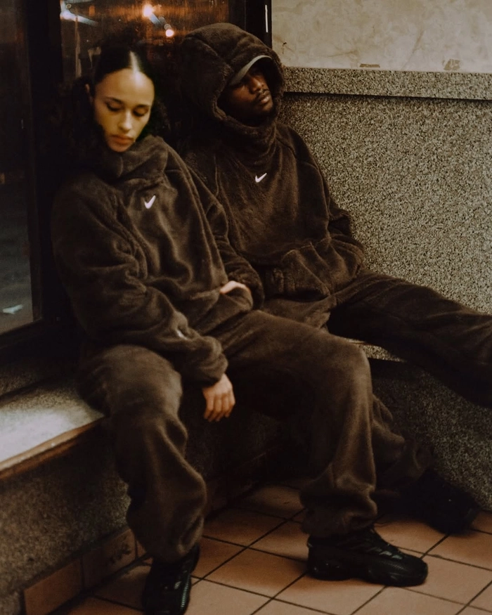 녹타 x 나이키 ‘카디널 스톡’ 2025 홀리데이 컬렉션 공개