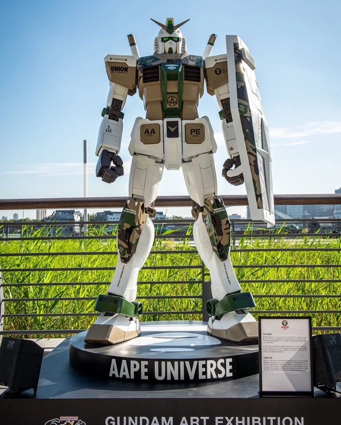 베이프 x 반다이남코 건담 협업 전시 상하이 공개