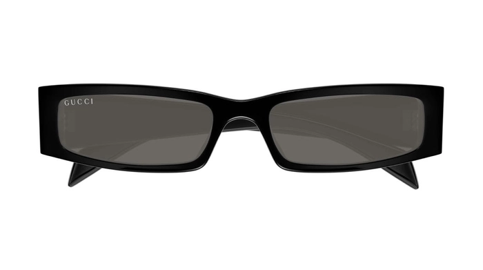 헤일리 비버, 구찌 올블랙 드레스로 완성한 우아한 레드카펫 룩