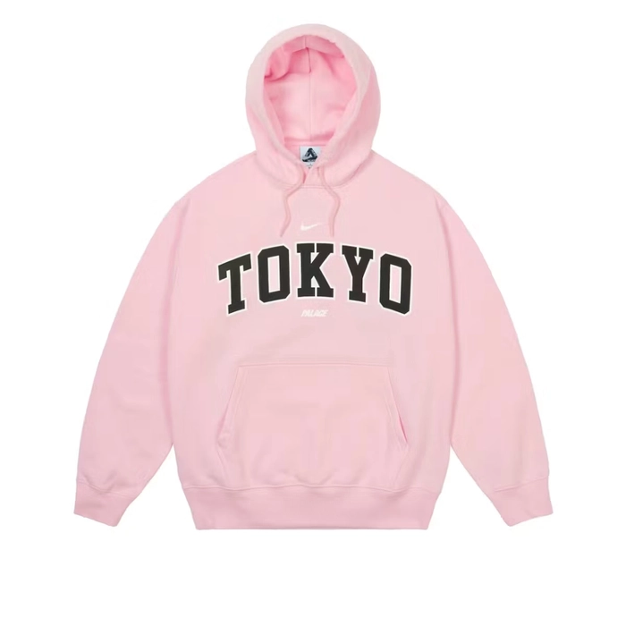 나이키와 팔라스, 매장별 한정 후디와 티셔츠 공개