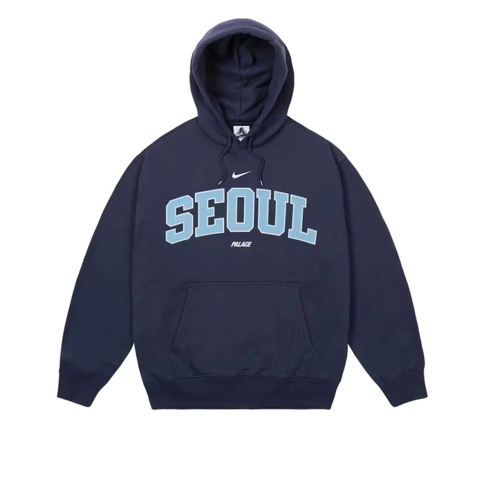 나이키와 팔라스, 매장별 한정 후디와 티셔츠 공개