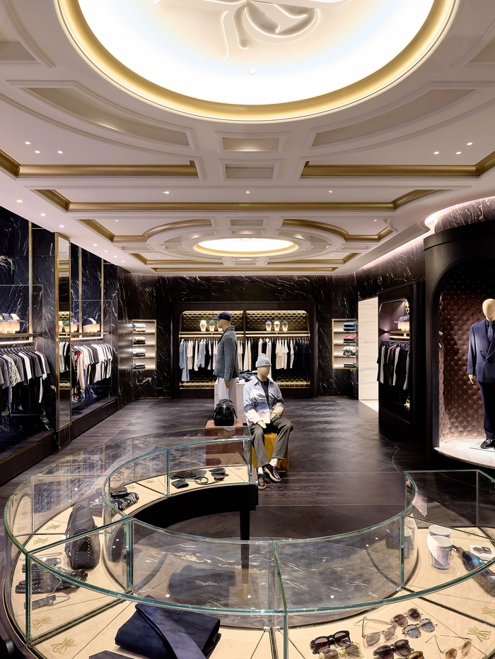 런던 중심에 자리한 새로운 키스 플래그십 스토어