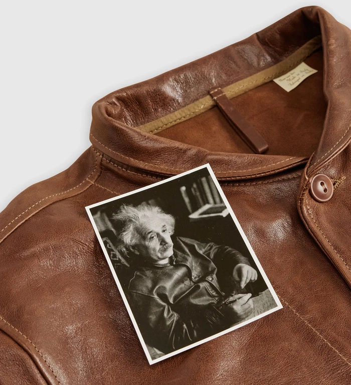 아인슈타인의 멘로 코삭을 되살린 리바이스 LVC 레더 자켓