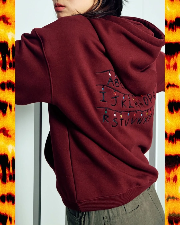 기묘한 이야기×아이앱 스튜디오 협업 컬렉션 공개