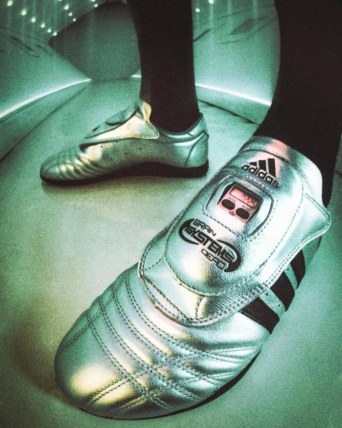 아디다스 x 브레인 데드 2000년대 감성 협업