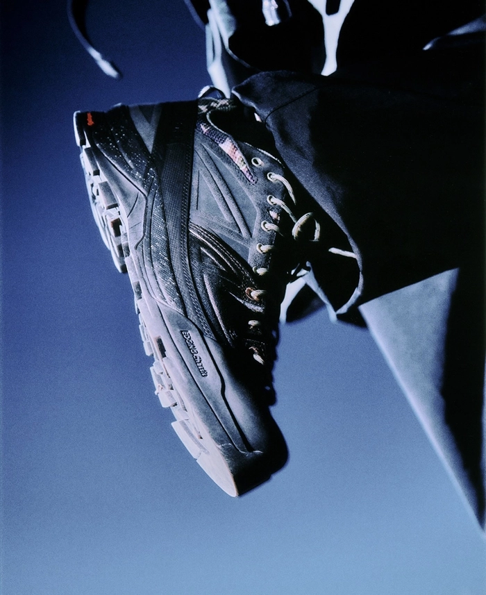 살로몬 x 칼하트 WIP X-ALP 협업