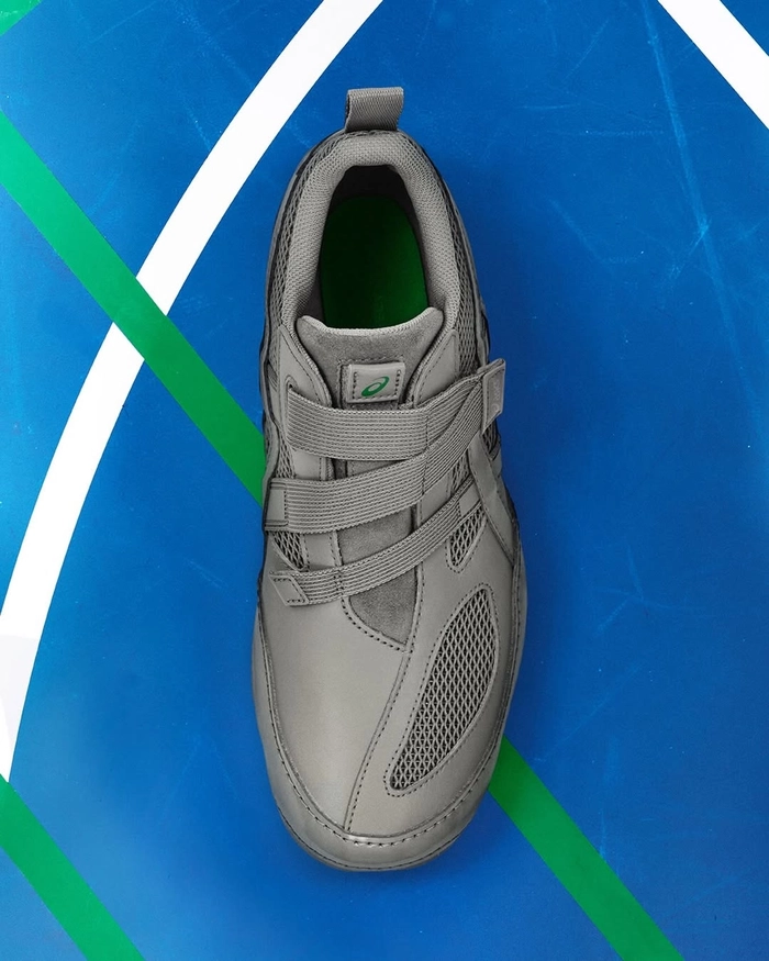 이세이 미야케 풋, 아식스 협업 하이퍼 테이핑 첫 공개