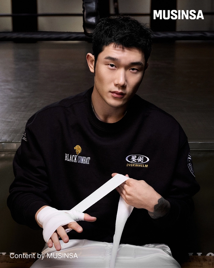 압도×블랙컴뱃 무신사드롭 공개