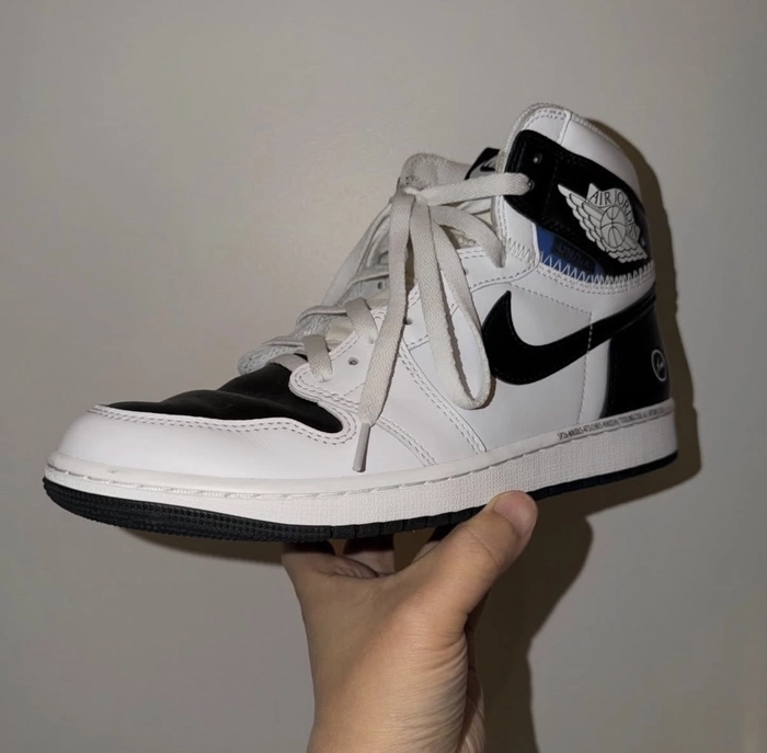 유니온 x 프라그먼트 x 에어 조던 1 하이 상세 정보