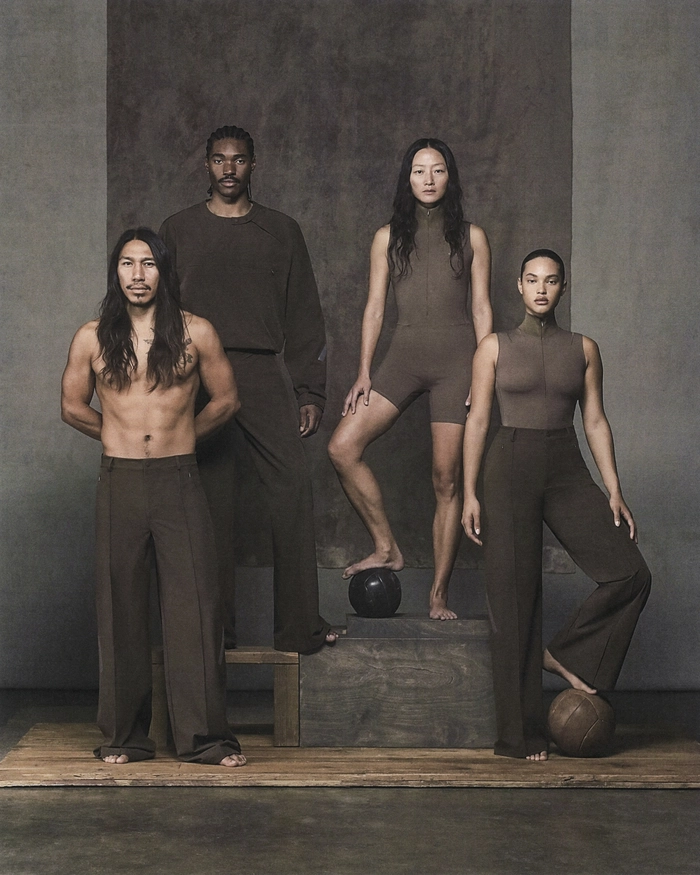 아디다스와 엔타이어 스튜디오 협업