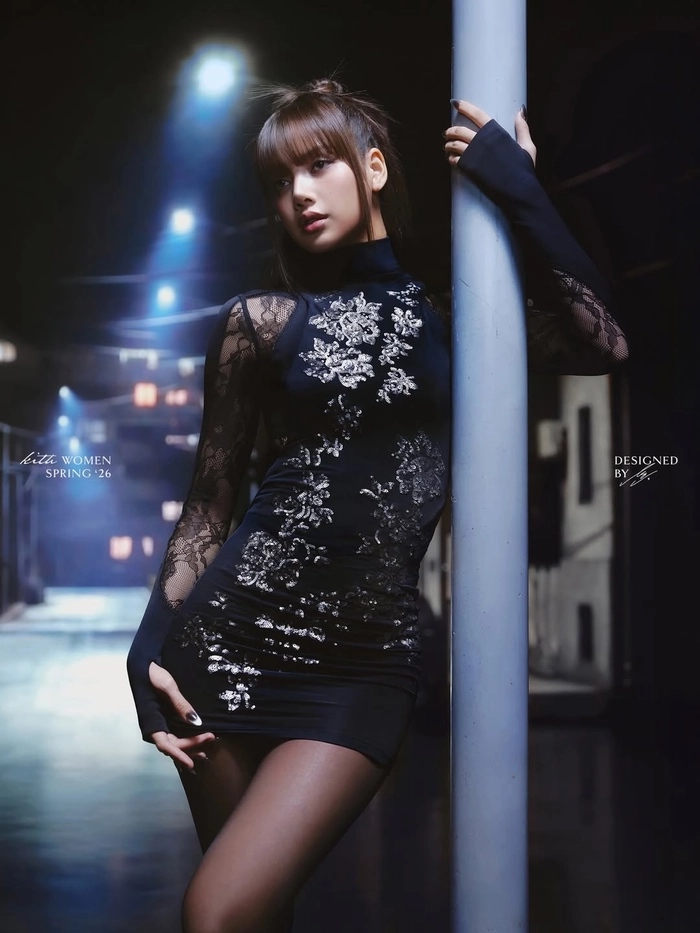 리사와 키스 우먼의 협업 컬렉션