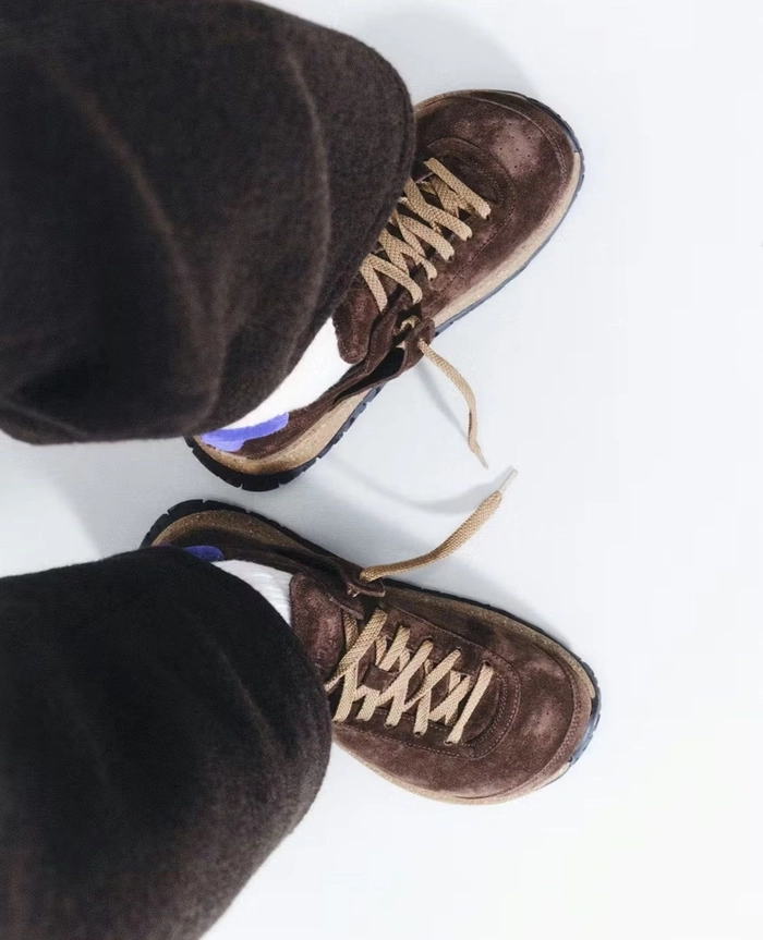 티보 드니와 버켄스탁의 새로운 1774 시리즈