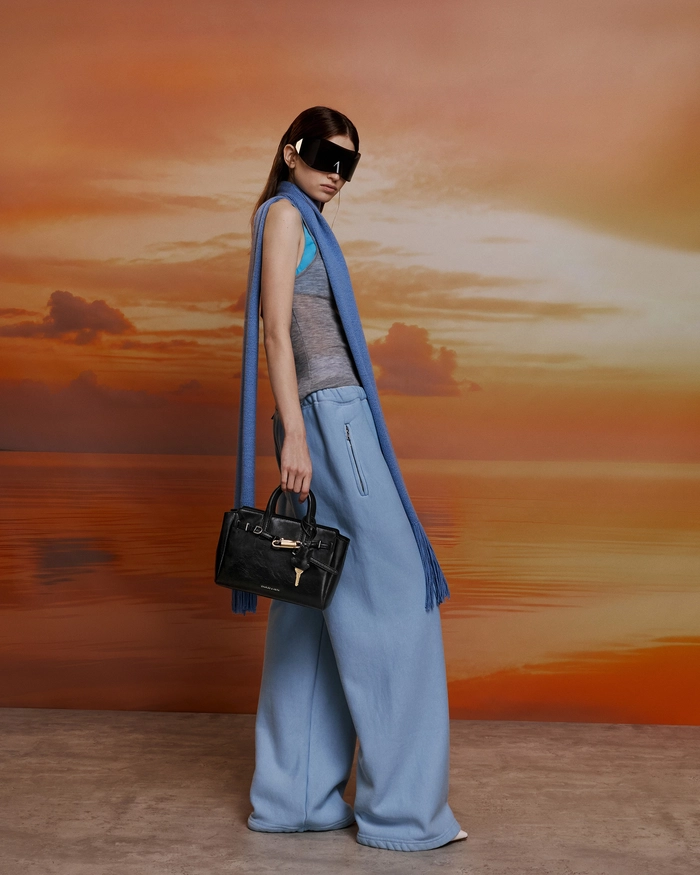 찰스앤키스 델피나 컬렉션 공개