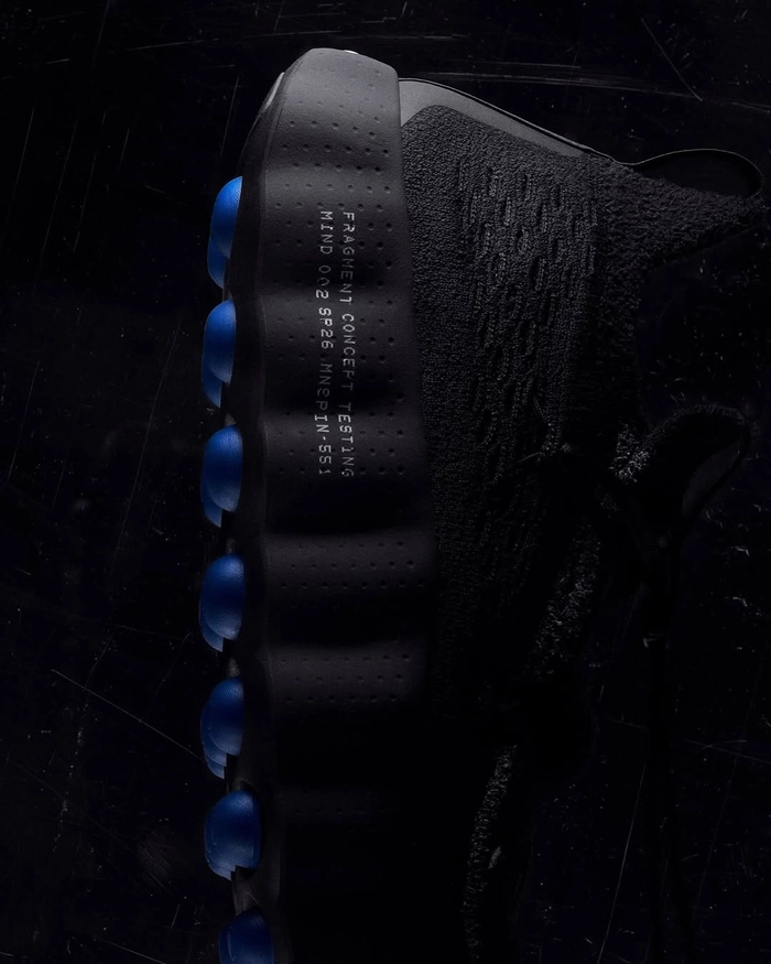 나이키와 프라그먼트 디자인 협업 스니커즈 출시