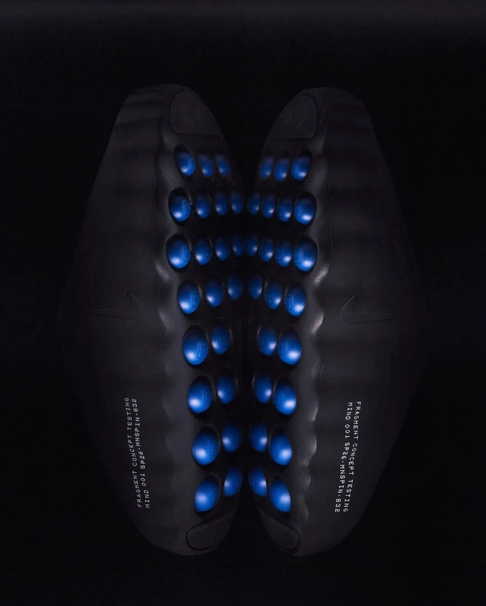 나이키와 프라그먼트 디자인 협업 스니커즈 출시