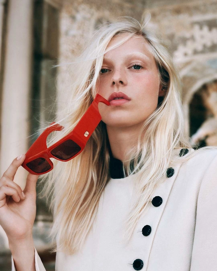 발렌티노 2026 봄 여름 아이웨어 캠페인