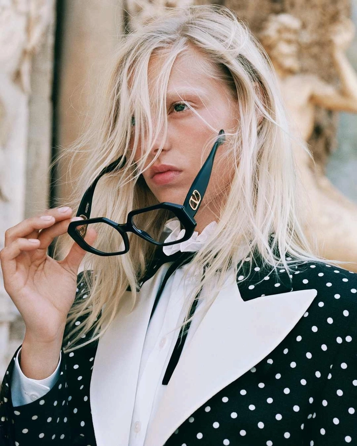 발렌티노 2026 봄 여름 아이웨어 캠페인