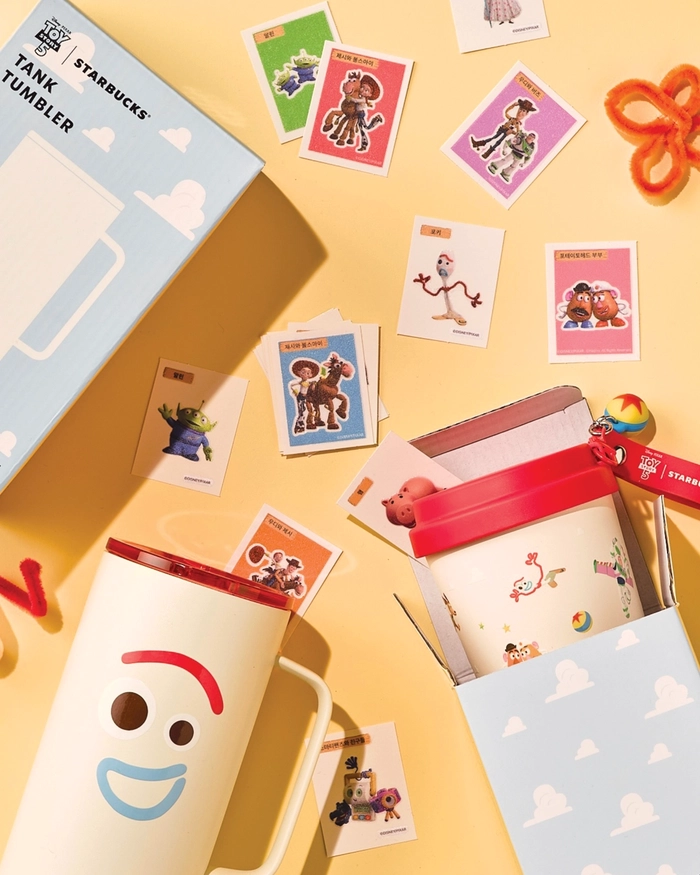 스타벅스 x 토이 스토리 5 협업 상품 발매 안내