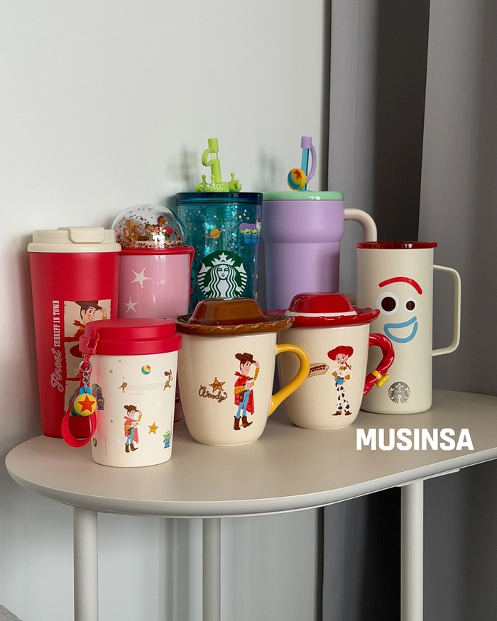 스타벅스 x 토이 스토리 5 협업 상품 발매 안내