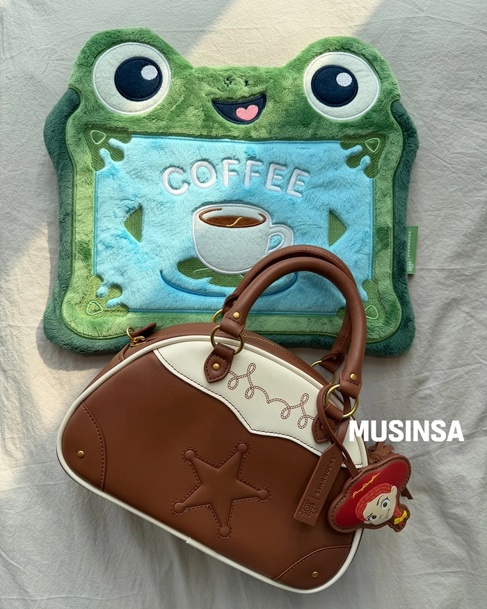 스타벅스 x 토이 스토리 5 협업 상품 발매 안내