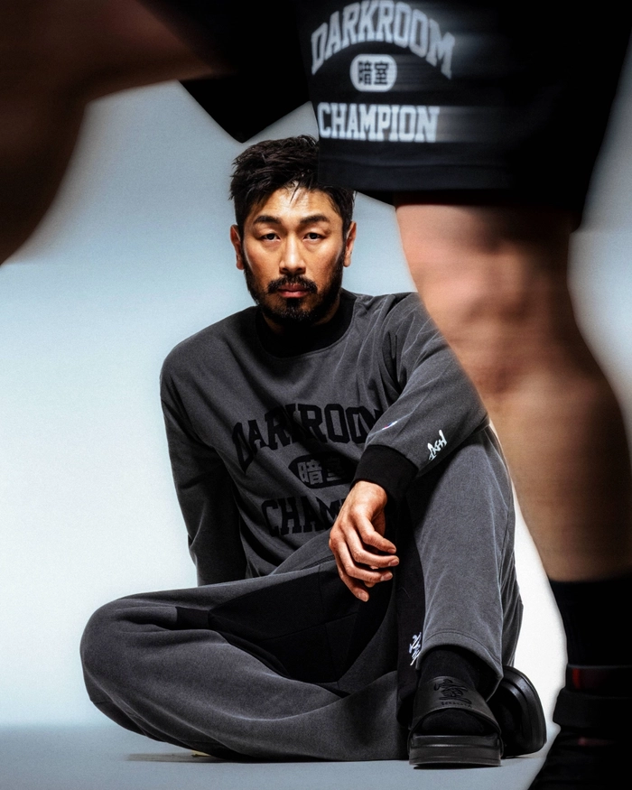 다크룸 스튜디오와 챔피온 협업 컬렉션 발매