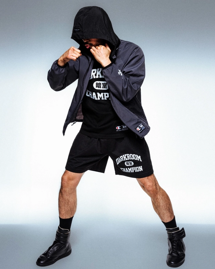 다크룸 스튜디오와 챔피온 협업 컬렉션 발매
