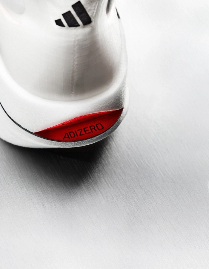 아디다스 아디제로 아디오스 프로 이보 3 출시