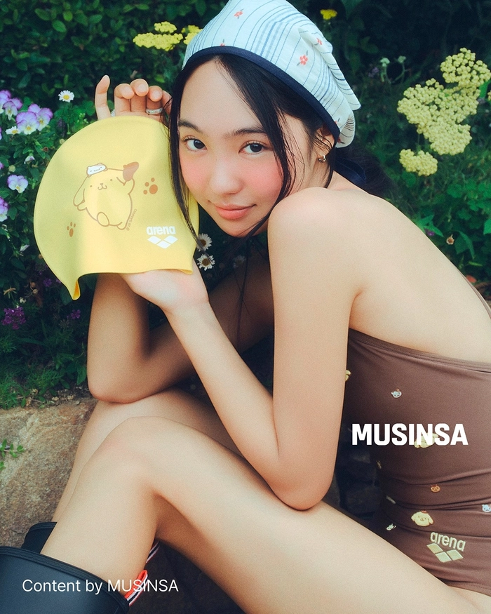 아레나 x 산리오캐릭터즈 스윔 컬렉션