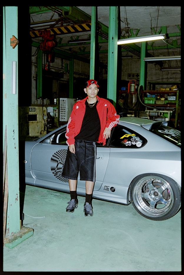 아디다스 오리지널스 x 피치스 2차 협업