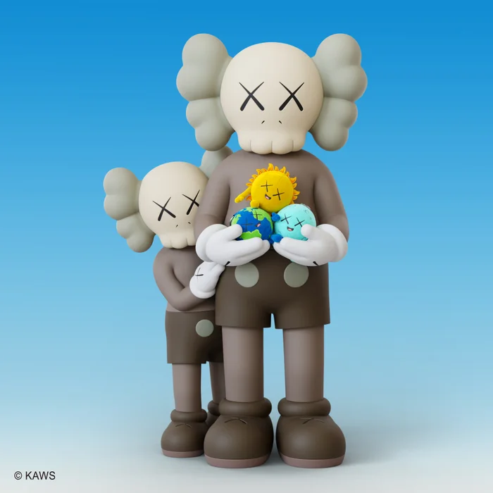유니클로, 카우스 유니버스 출시