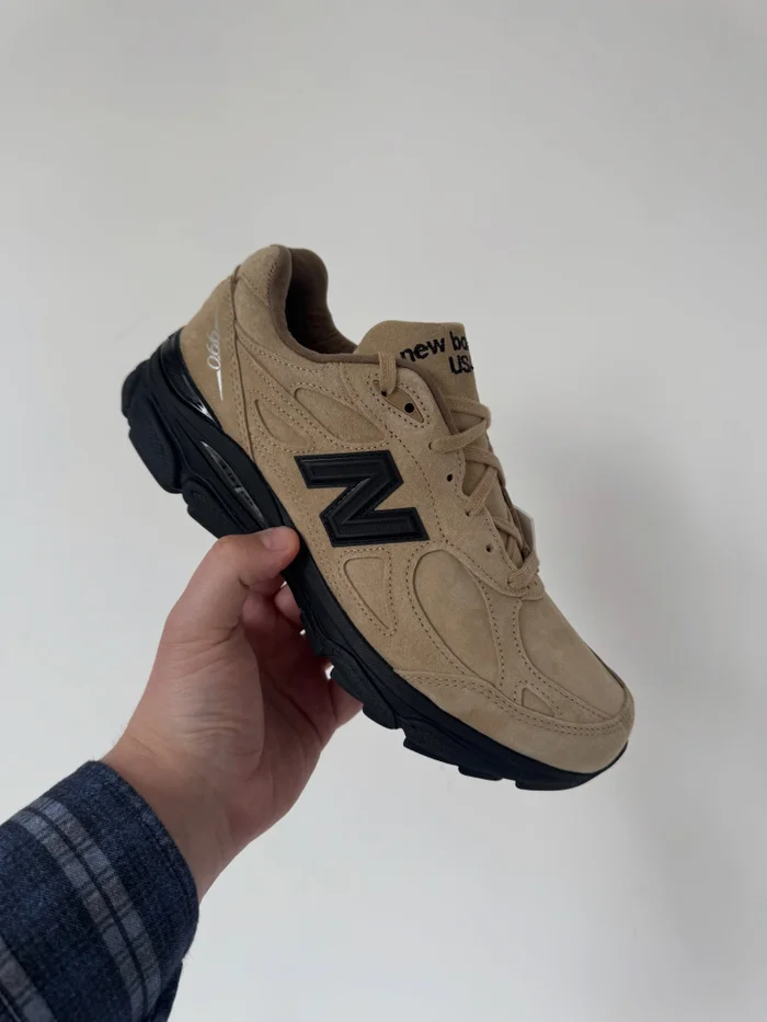 자운드 × 뉴발란스 990v3, 2026 FW 협업 예고