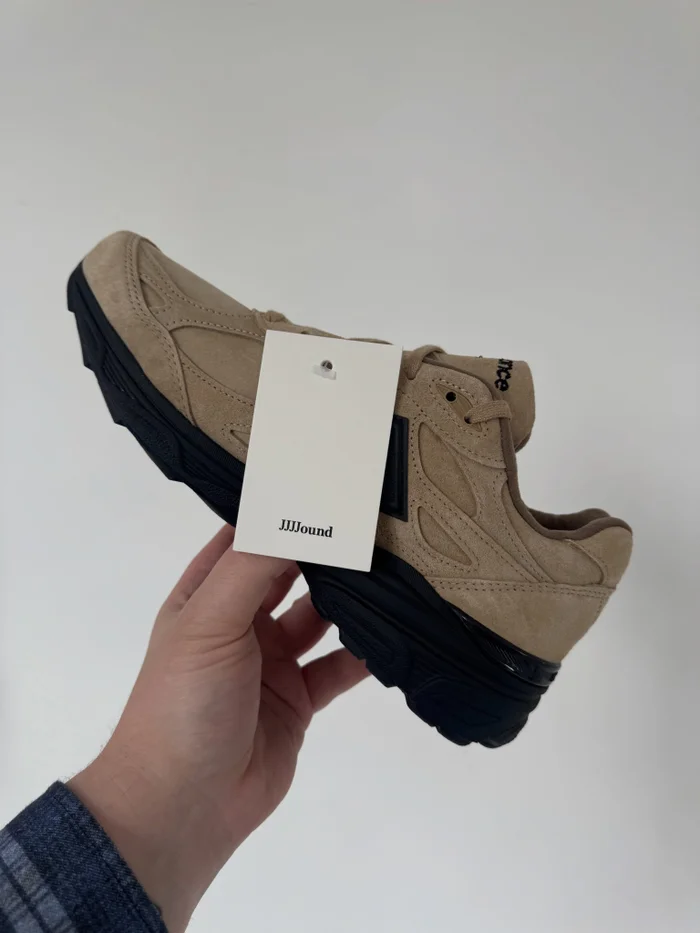 자운드 × 뉴발란스 990v3, 2026 FW 협업 예고