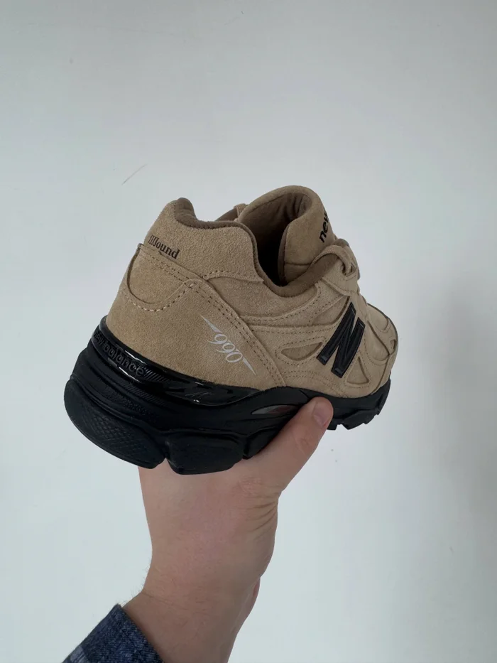 자운드 × 뉴발란스 990v3, 2026 FW 협업 예고
