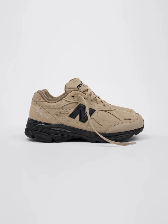 자운드 × 뉴발란스 990v3, 베이지 스웨이드 컬러 공개