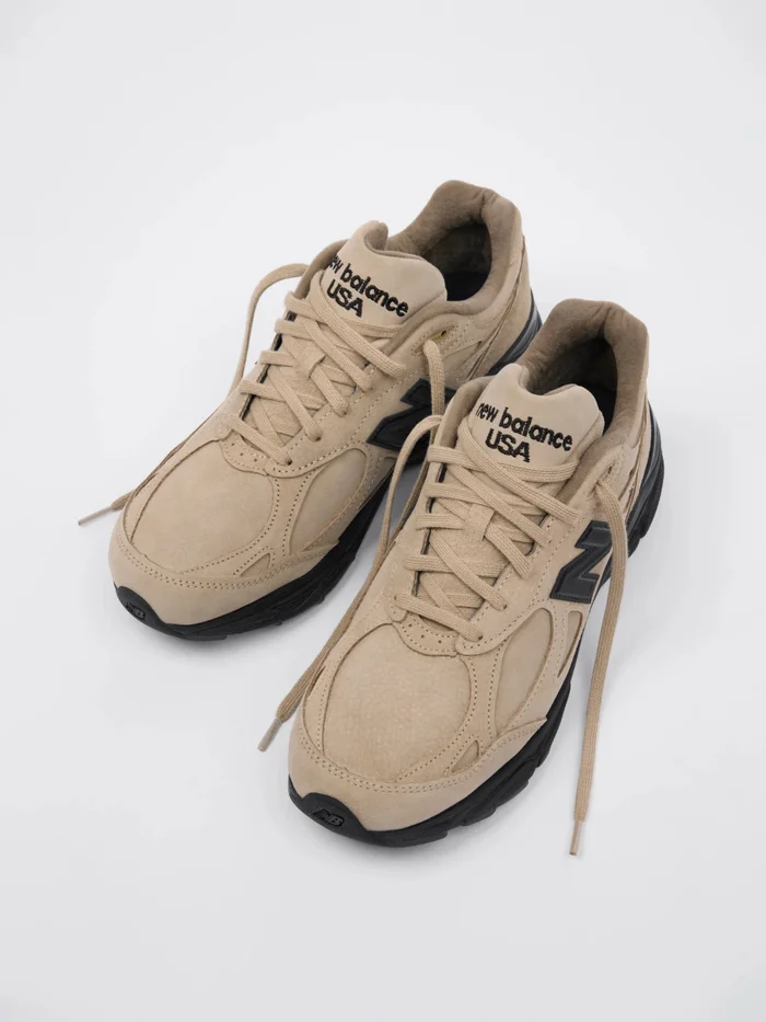 자운드 × 뉴발란스 990v3, 베이지 스웨이드 컬러 공개