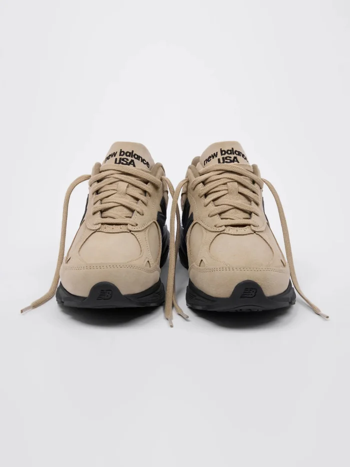 자운드 × 뉴발란스 990v3, 베이지 스웨이드 컬러 공개