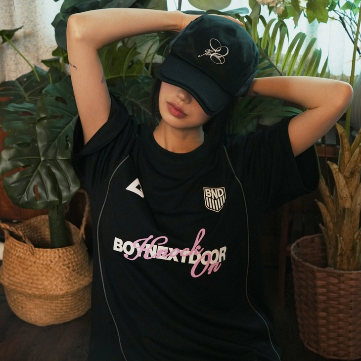 BOYNEXTDOOR와 그레일즈, 레트로 감성으로 완성한 특별한 협업 컬렉션