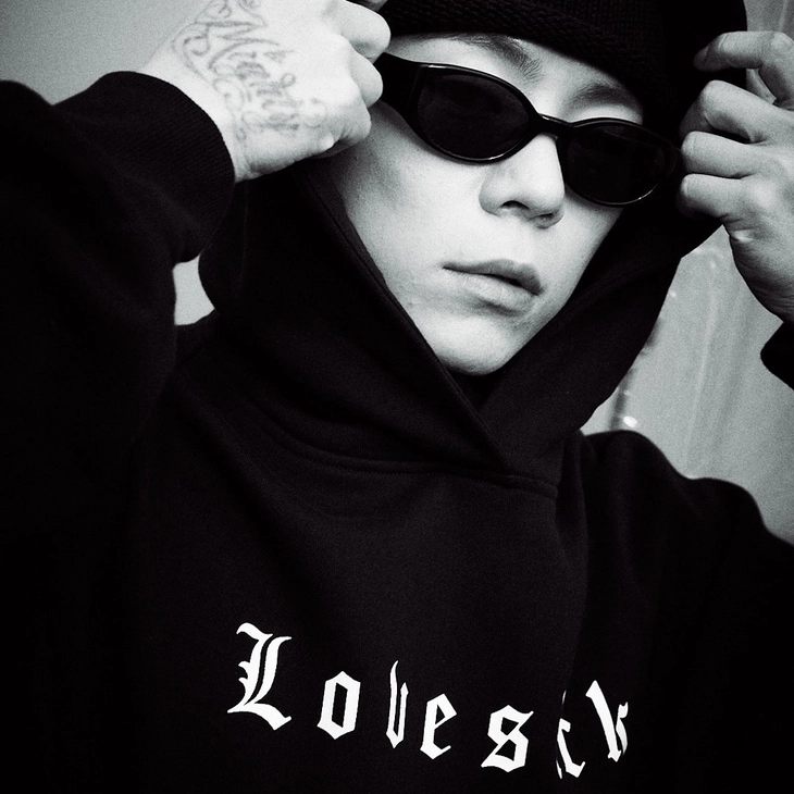 스파오 X 키드밀리 ‘LOVE$ICK’ 캡슐 컬렉션, 10월 30일 한정 발매