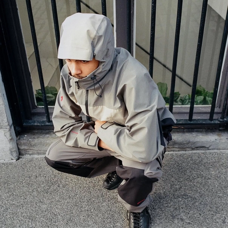 자운드와 데상트 얼터레인 2025 협업 컬렉션 공개