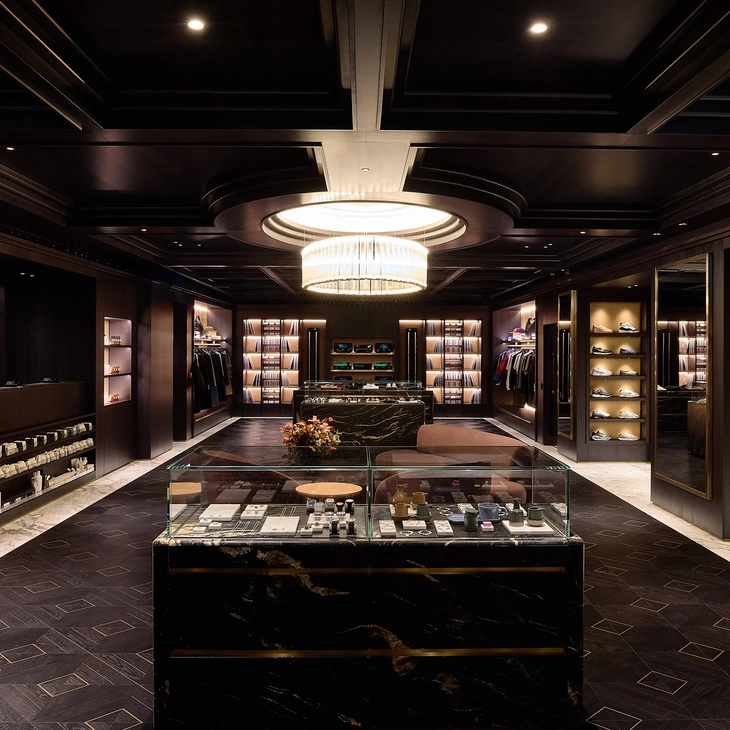 런던 중심에 자리한 새로운 키스 플래그십 스토어