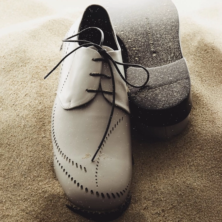 포스트 아카이브 팩션 드리프터 더비 출시