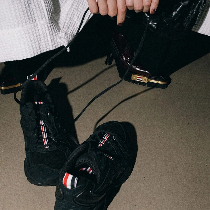 톰브라운 아식스 젤카야노 14 협업 공개